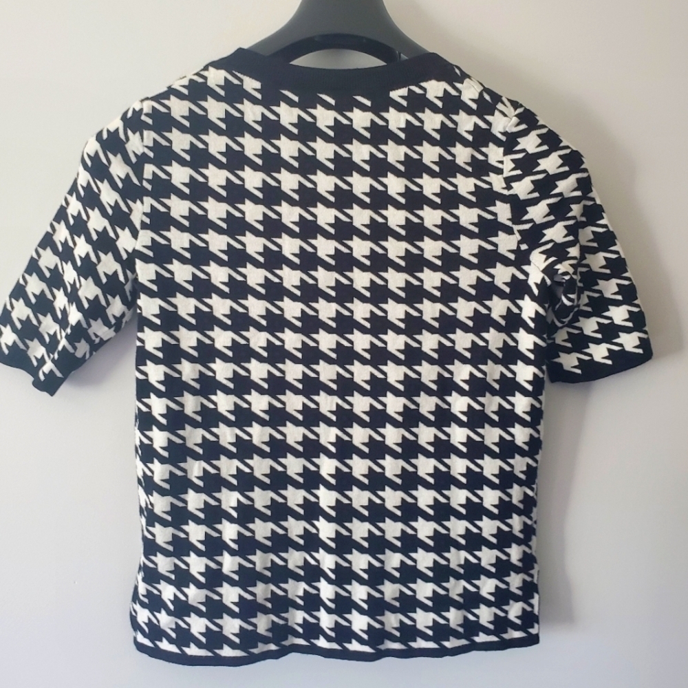 HUGO BOSS houndstooth short sleeve knitted top - Picture 3 of 7